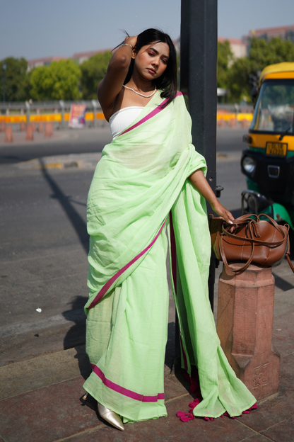 The Minimalist Mul Saree