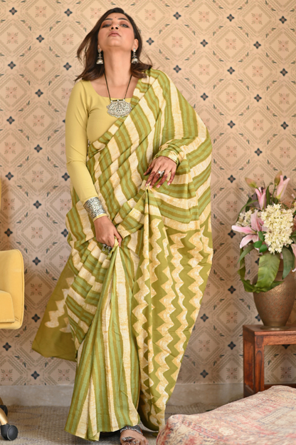 Matcha latte Dabu Mulmul Saree