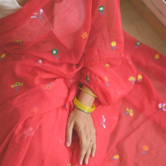 Gardenalia Red Mul Saree
