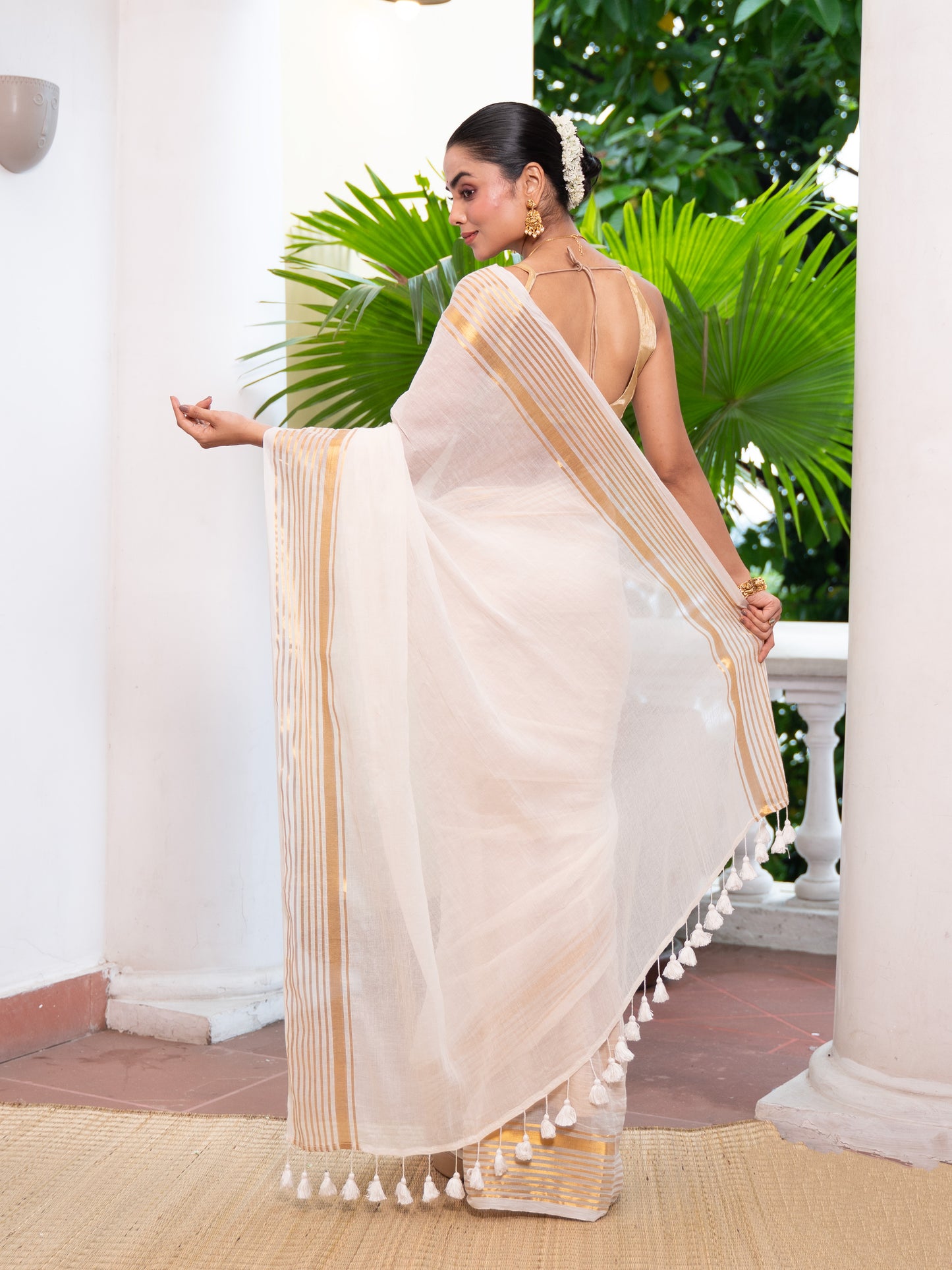 Ponnu -Golden Mul Cotton Saree