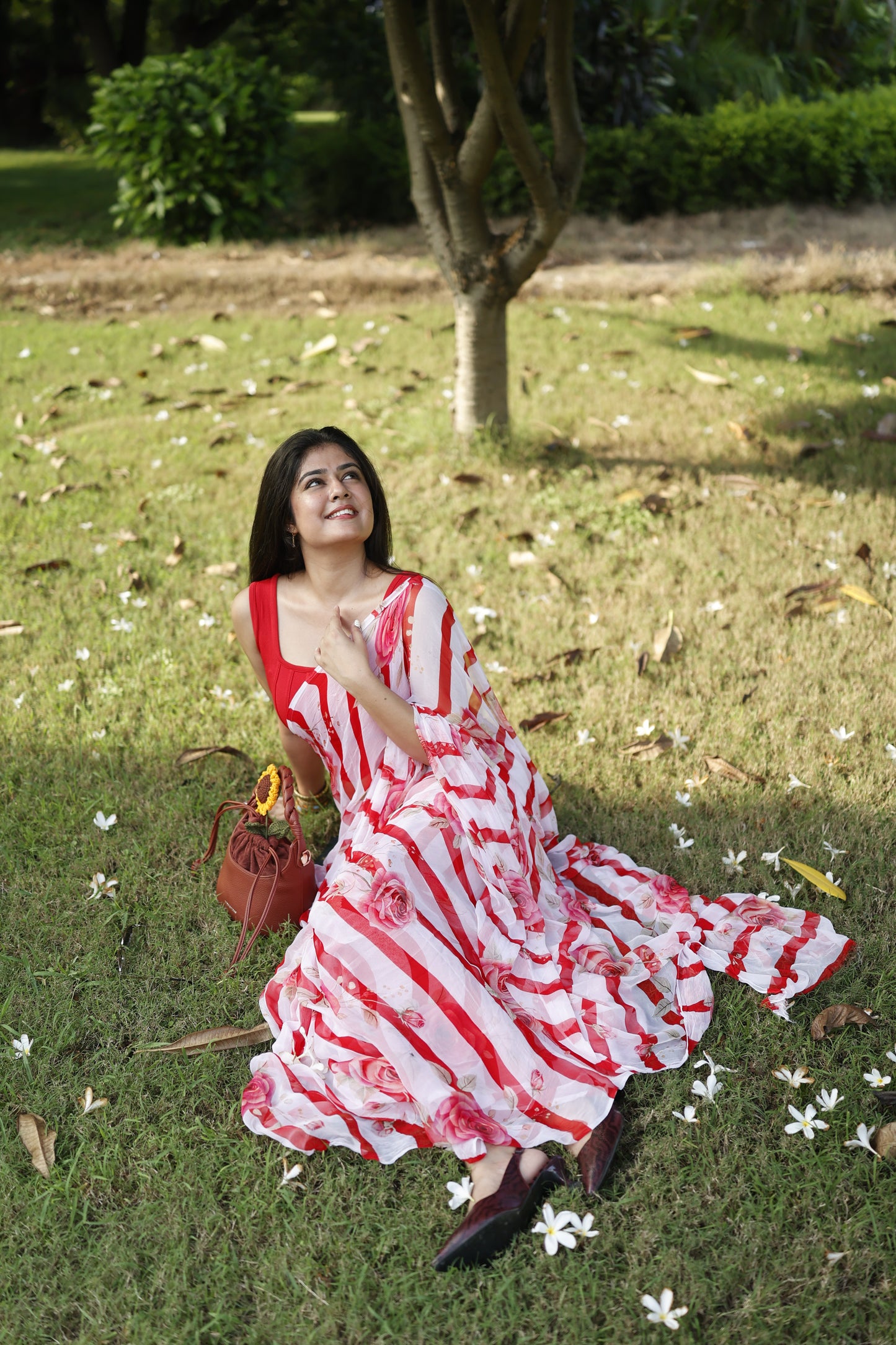 Amélie- Red Floral Pure Chiffon Saree