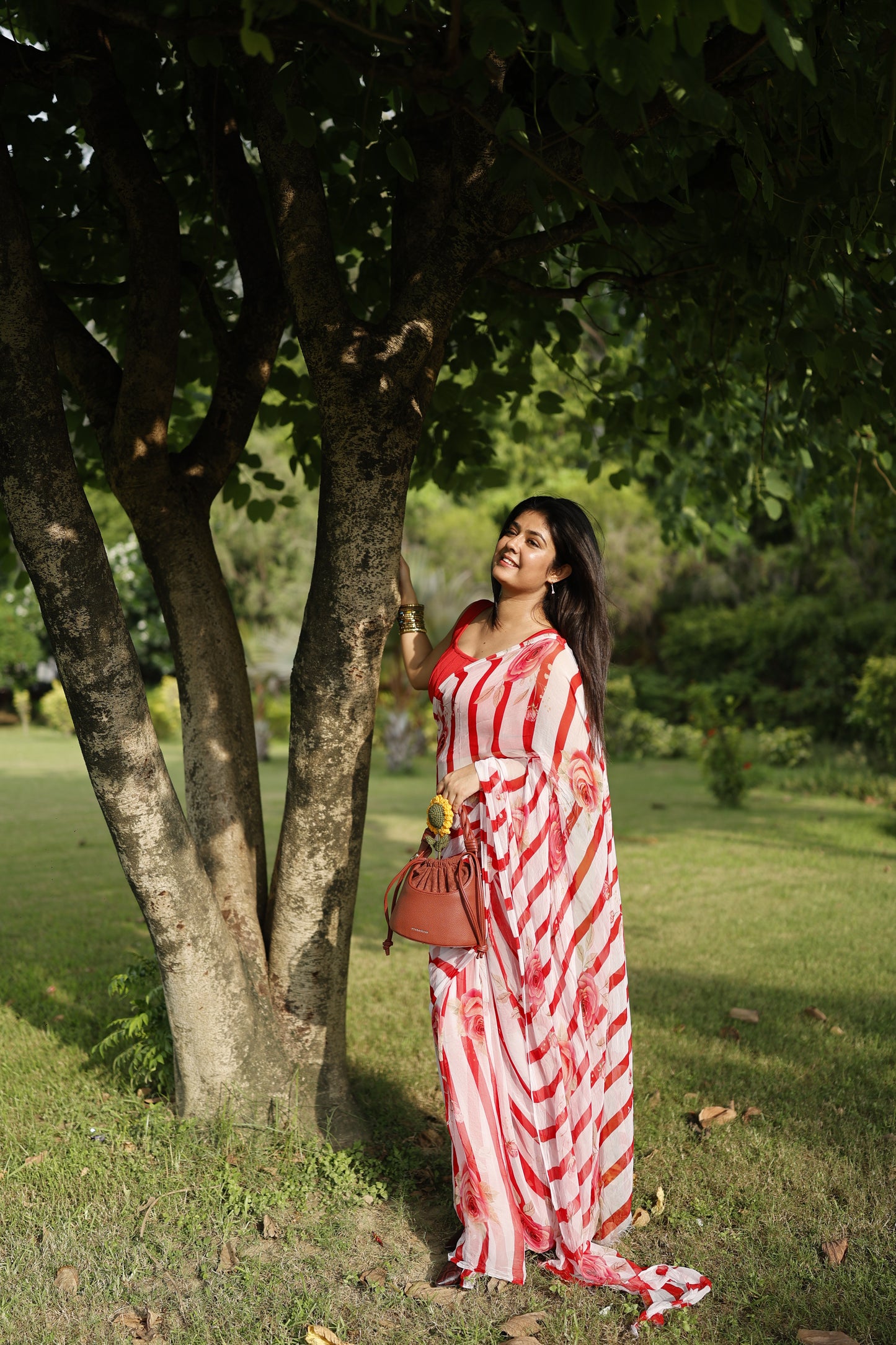 Amélie- Red Floral Pure Chiffon Saree