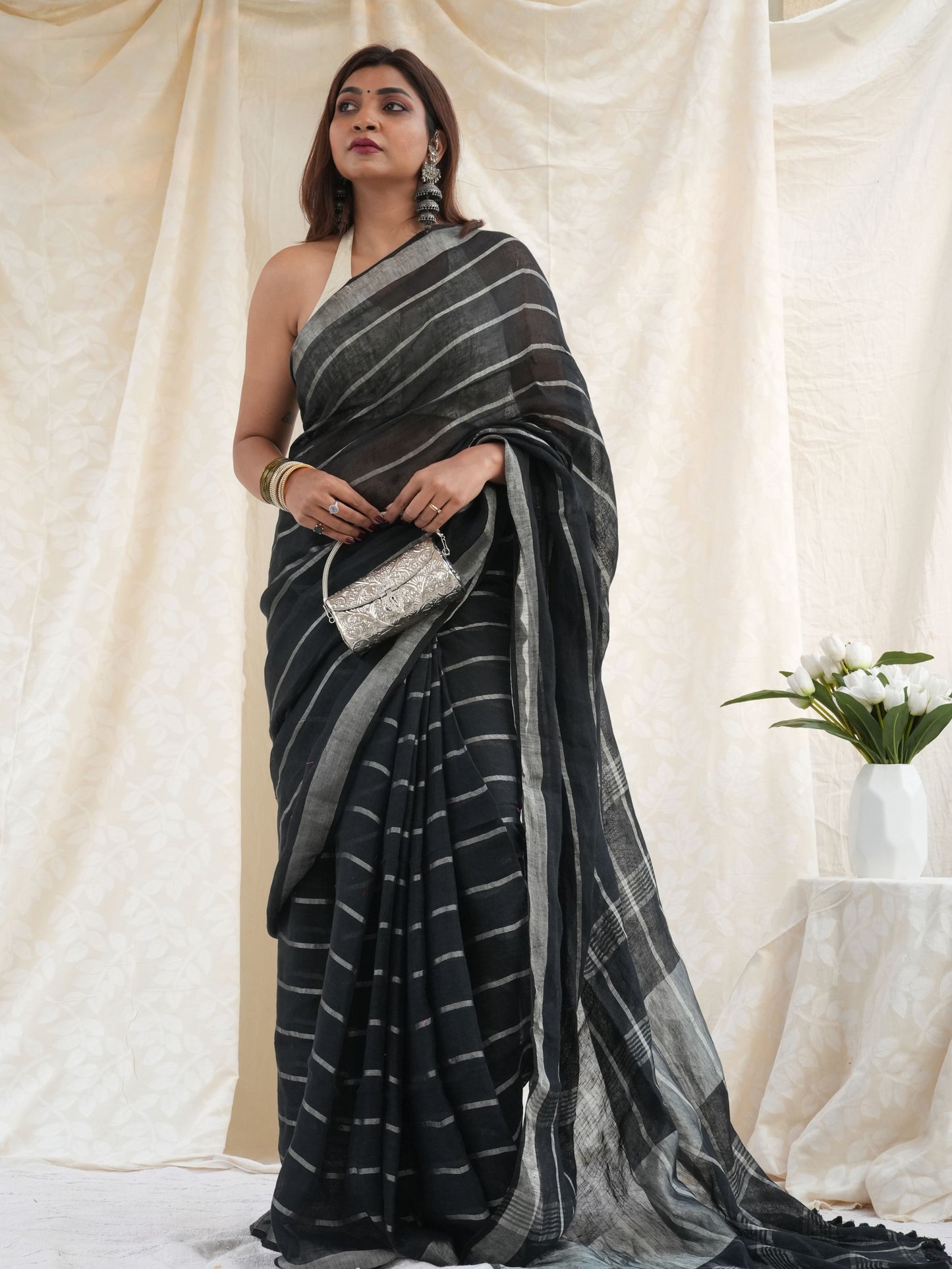 Line Item Handloom Linen Saree