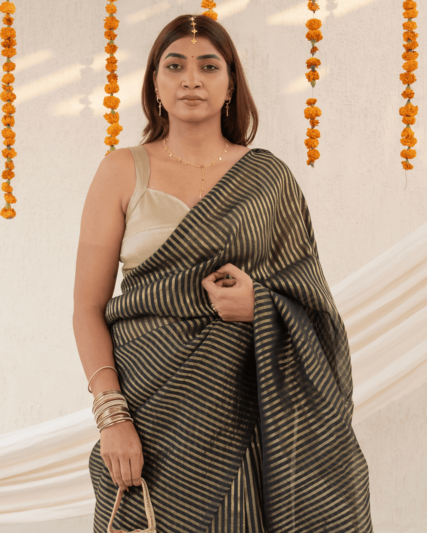 Saanjh Cotton Zari Saree