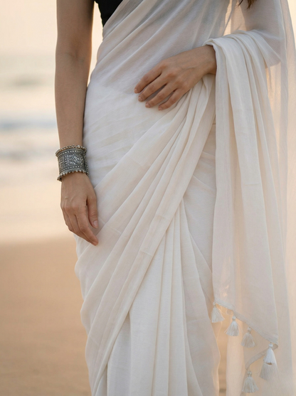 Vanilla Mousse - Plain White Mul Cotton Saree