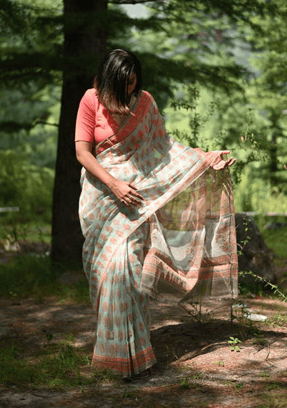 Peach handprinted handwoven Kota doria saree - Mayin India 
