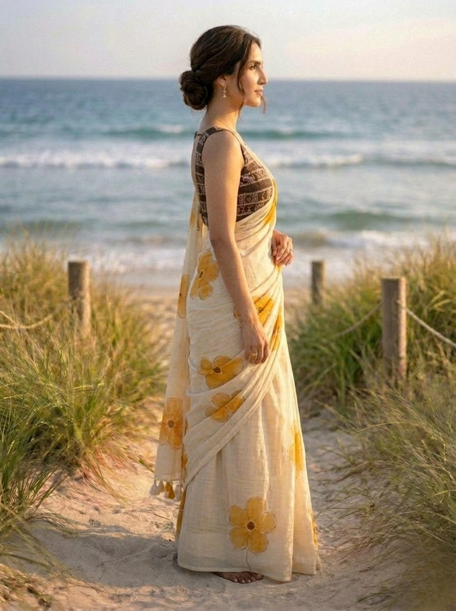 Velvet Leaf Mulmul Saree