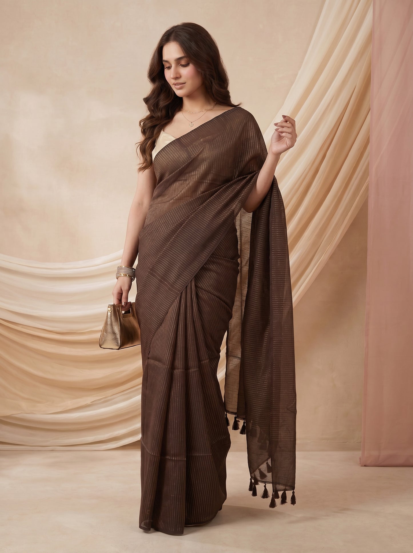 Desi Mocha Mul Saree