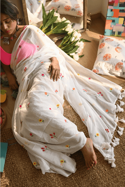 Gardenalia White Mul Saree
