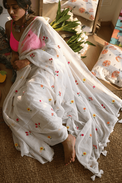 Gardenalia White Mul Saree