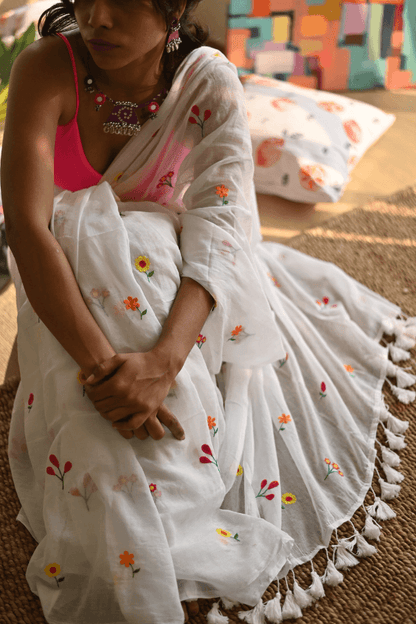 Gardenalia White Mul Saree
